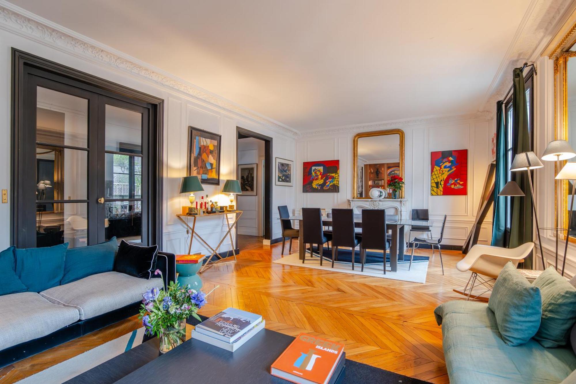 Veeve - Aesthetic Artistry Apartment *